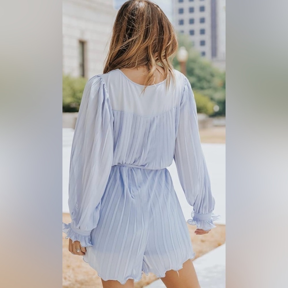 Women’s Sky Blue Pleated Ruffled V-Neck Long Sleeve Romper Size XL - Picture 4 of 15